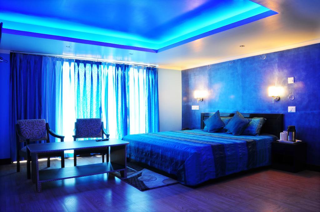 المورا Hotel Sunita الغرفة الصورة